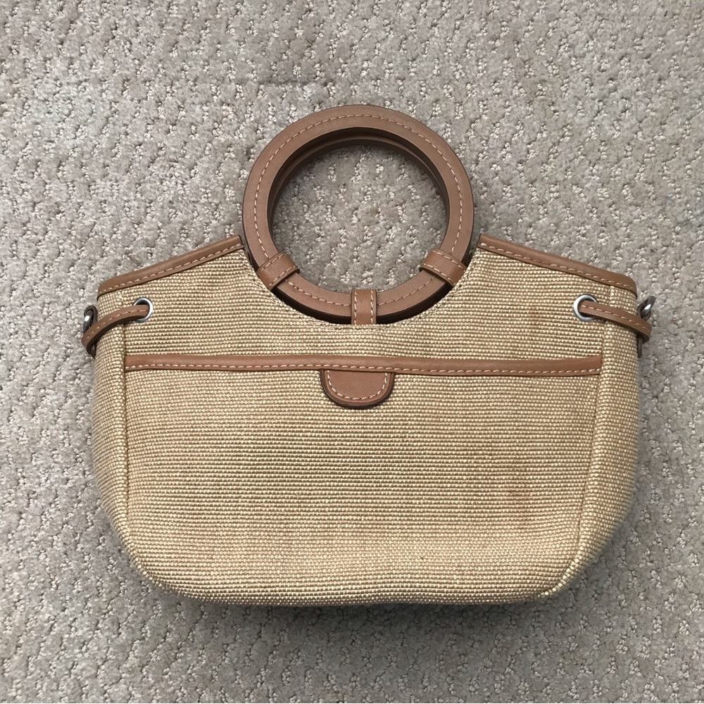 Fossil purse.
